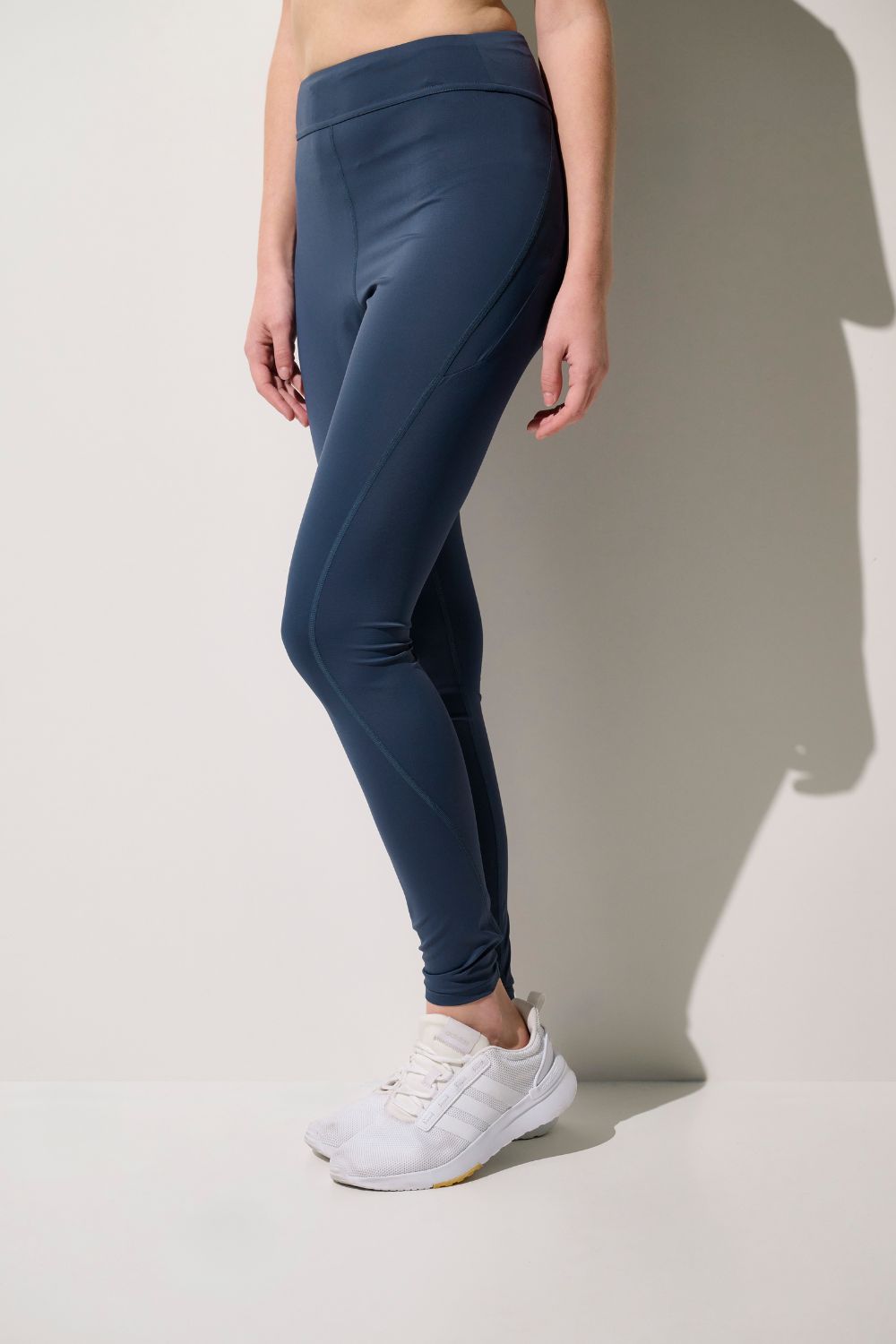 Legging anti-UV - Boston, couleur bleu marine, UPF 50+, conçu pour le sport et le confort en extérieur.