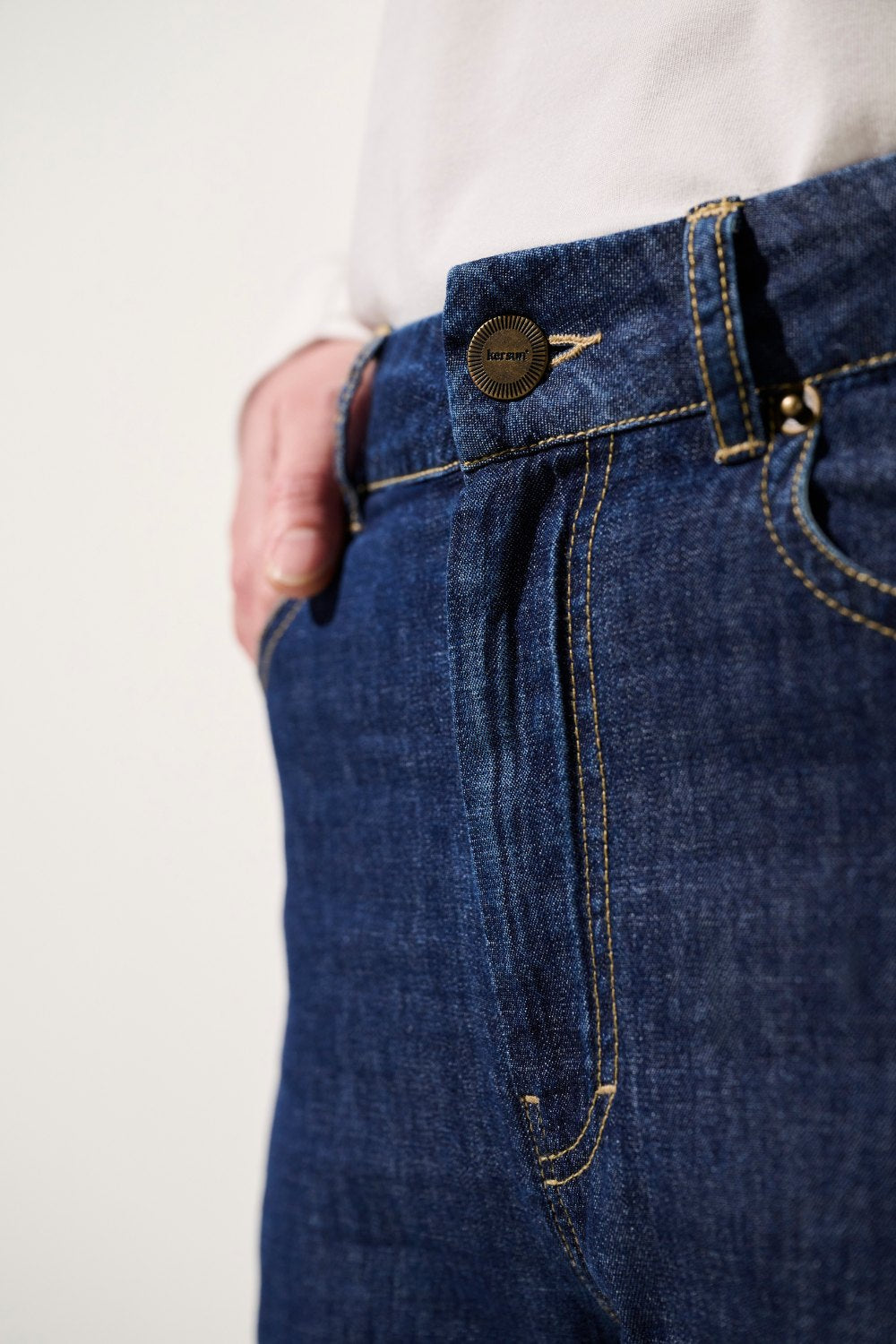 Jean anti-UV - Saint-Malo pour femme, coupe moderne, léger et confortable, parfait pour se protéger du soleil. UPF 50+.