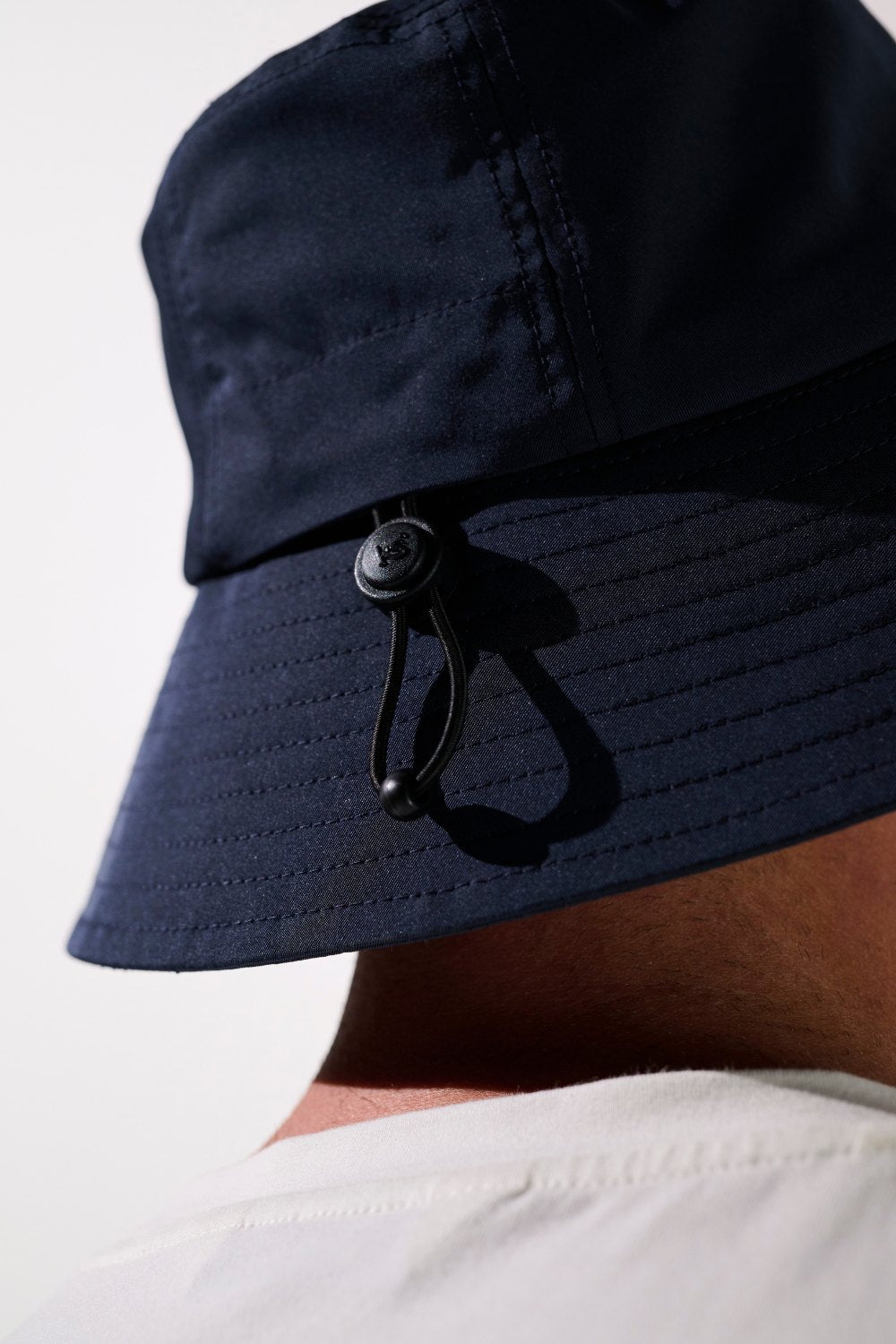Bob anti-UV - Faro bleu marine, léger et pratique, offrant protection solaire UPF 50+.