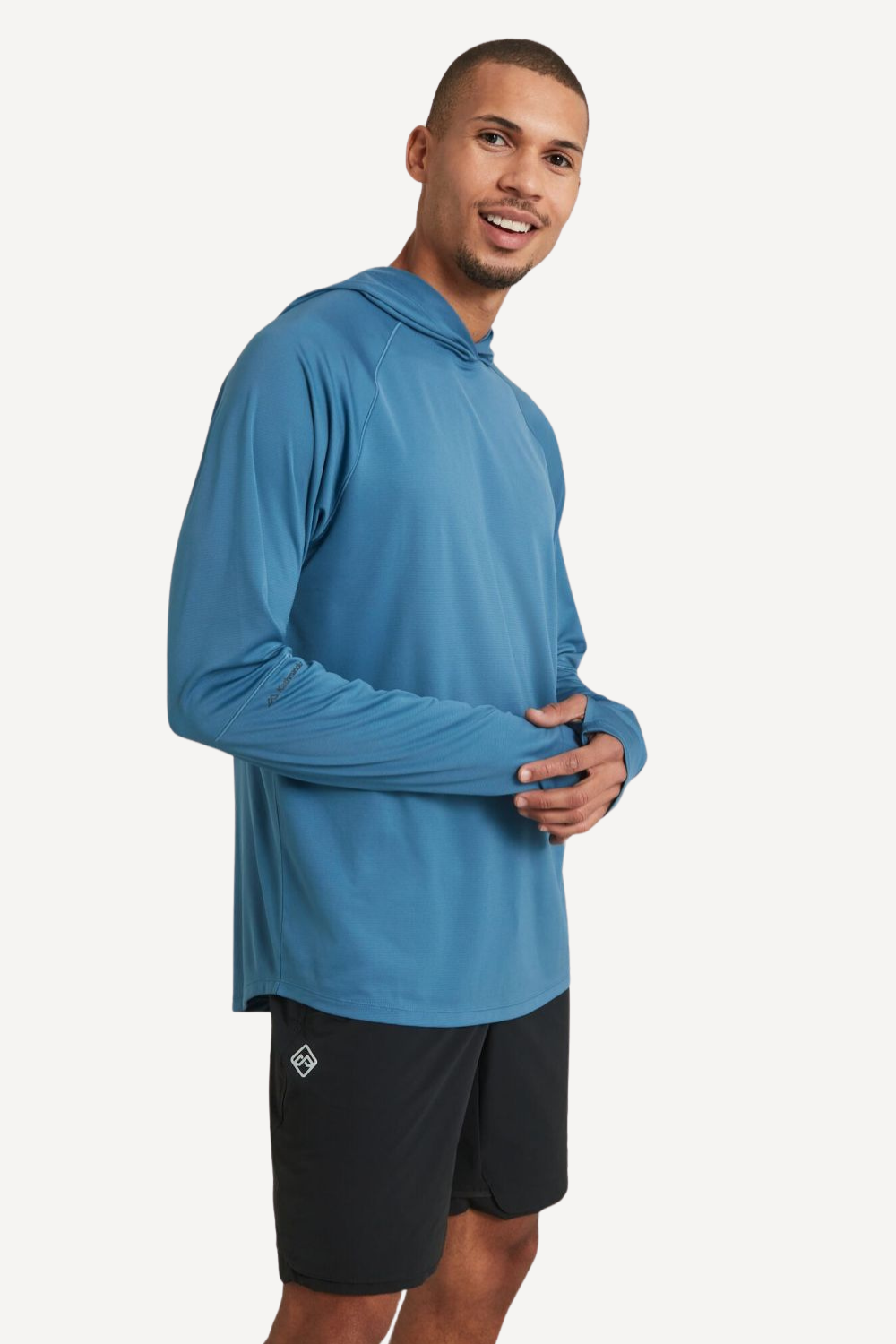 Sweat à capuche anti-UV bleu pour homme, léger, UPF 50+, idéal pour activités de plein air.