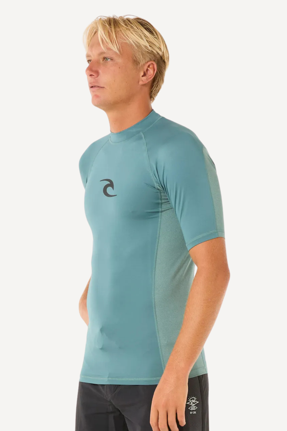 T-shirt de bain anti-UV bleu pour homme, UPF 50+, idéal pour les activités aquatiques et la protection solaire.