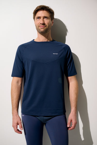 T-shirt anti-UV Boston pour homme, bleu, léger et respirant, offrant une protection solaire UPF 50+.