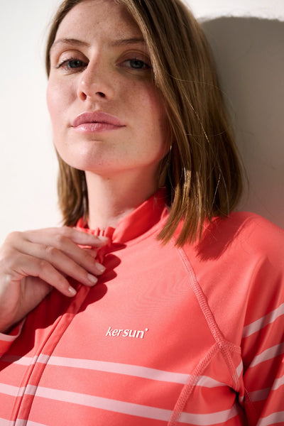 Veste de bain anti-UV - Moorea en lycra orange pour femme, idéale pour la protection solaire avec UPF 50+.