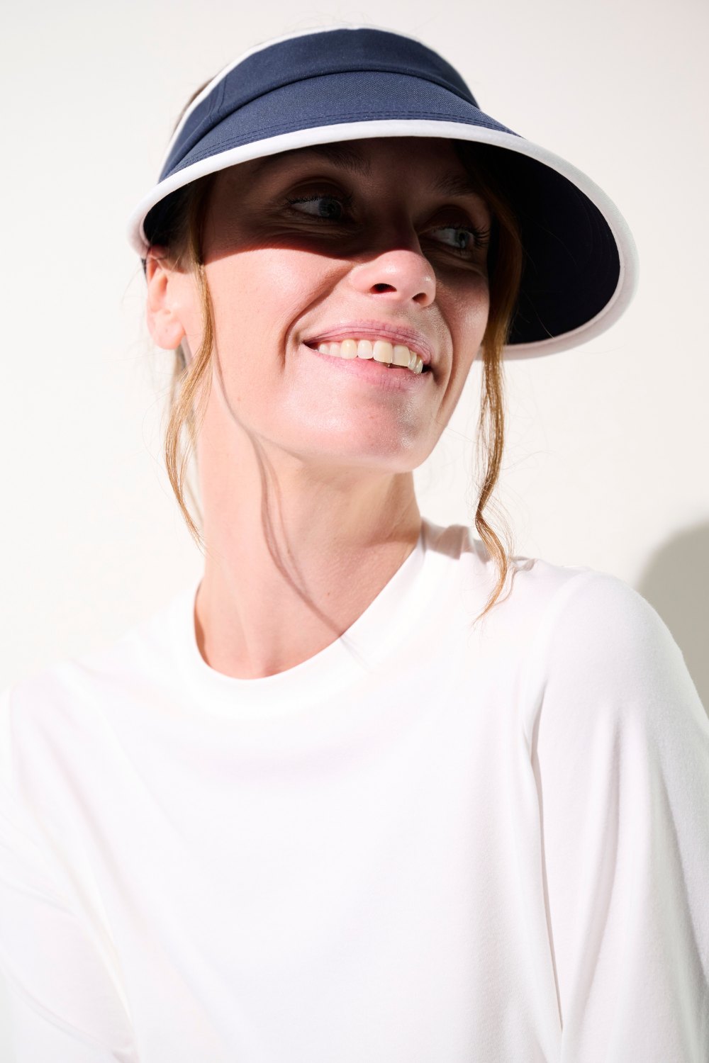 Visera con protección solar - Augusta