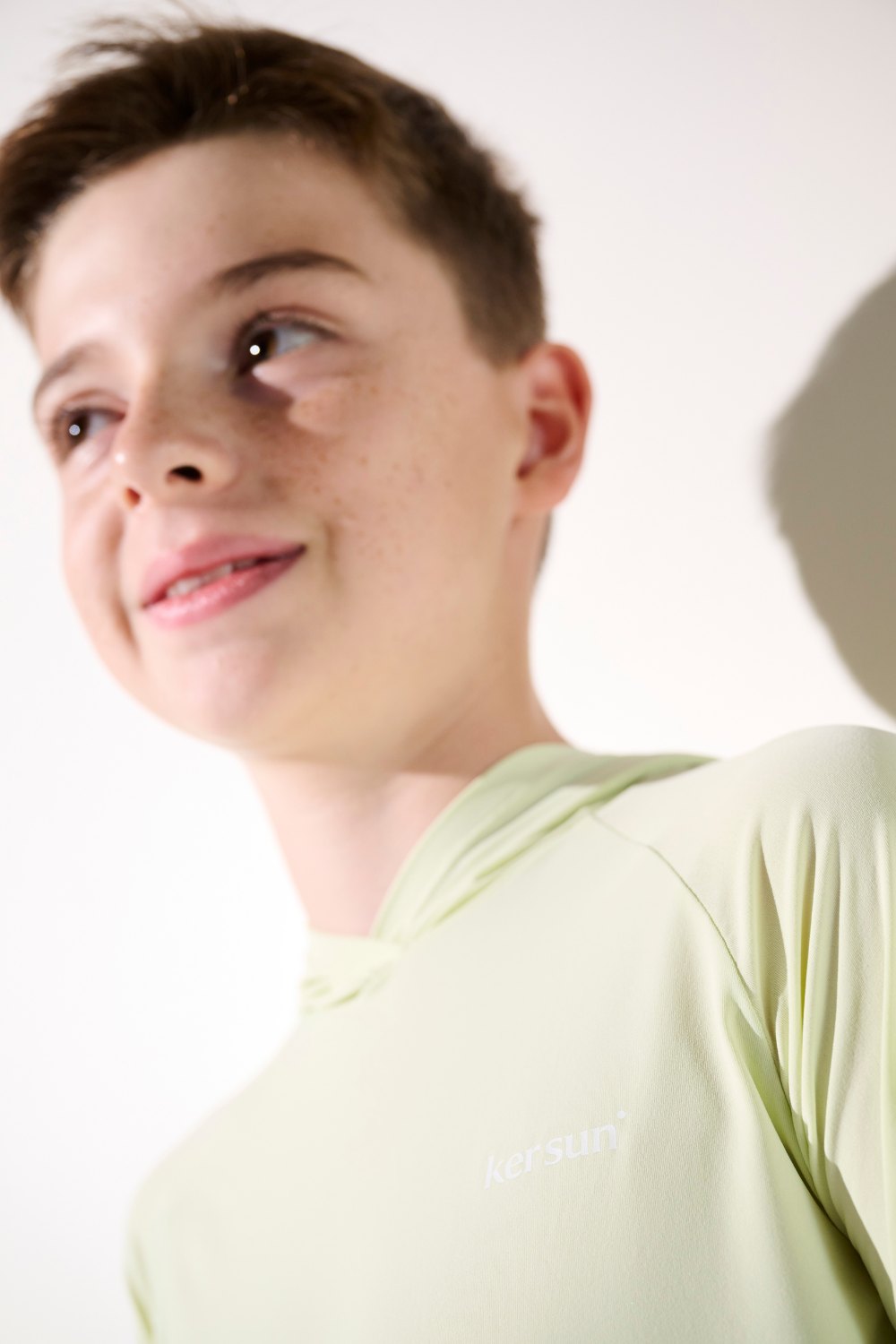 Camiseta con capucha y protección solar de Oasis