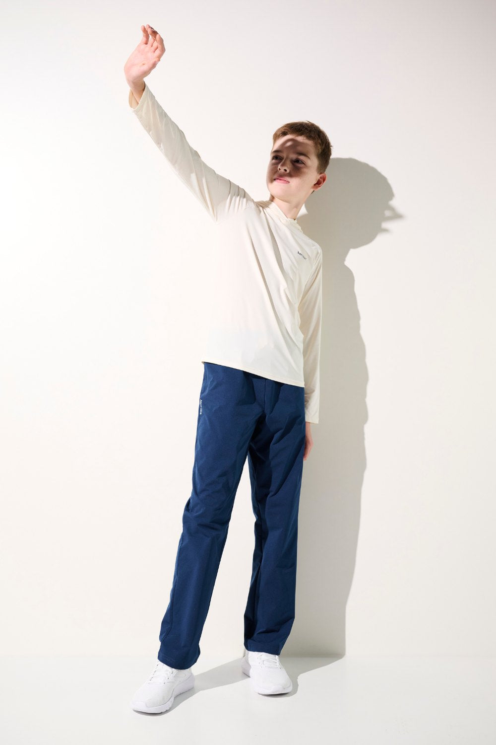 Camiseta con capucha y protección solar de Oasis