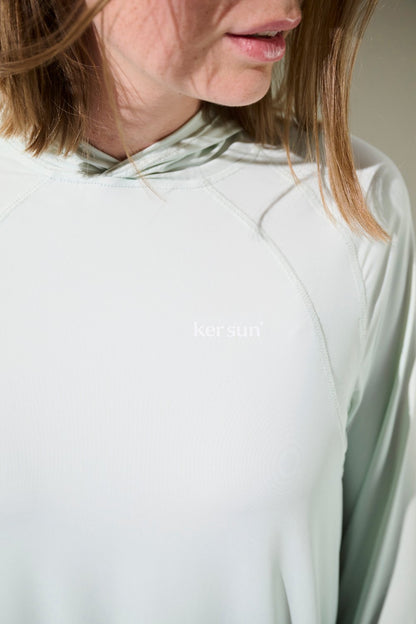 Camiseta de protección solar con capucha – Oasis