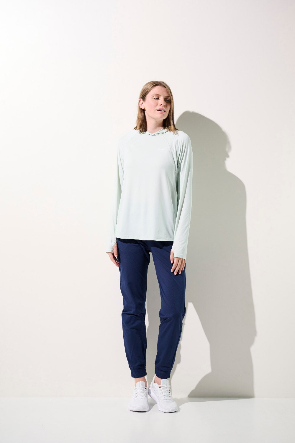 Camiseta de protección solar con capucha – Oasis