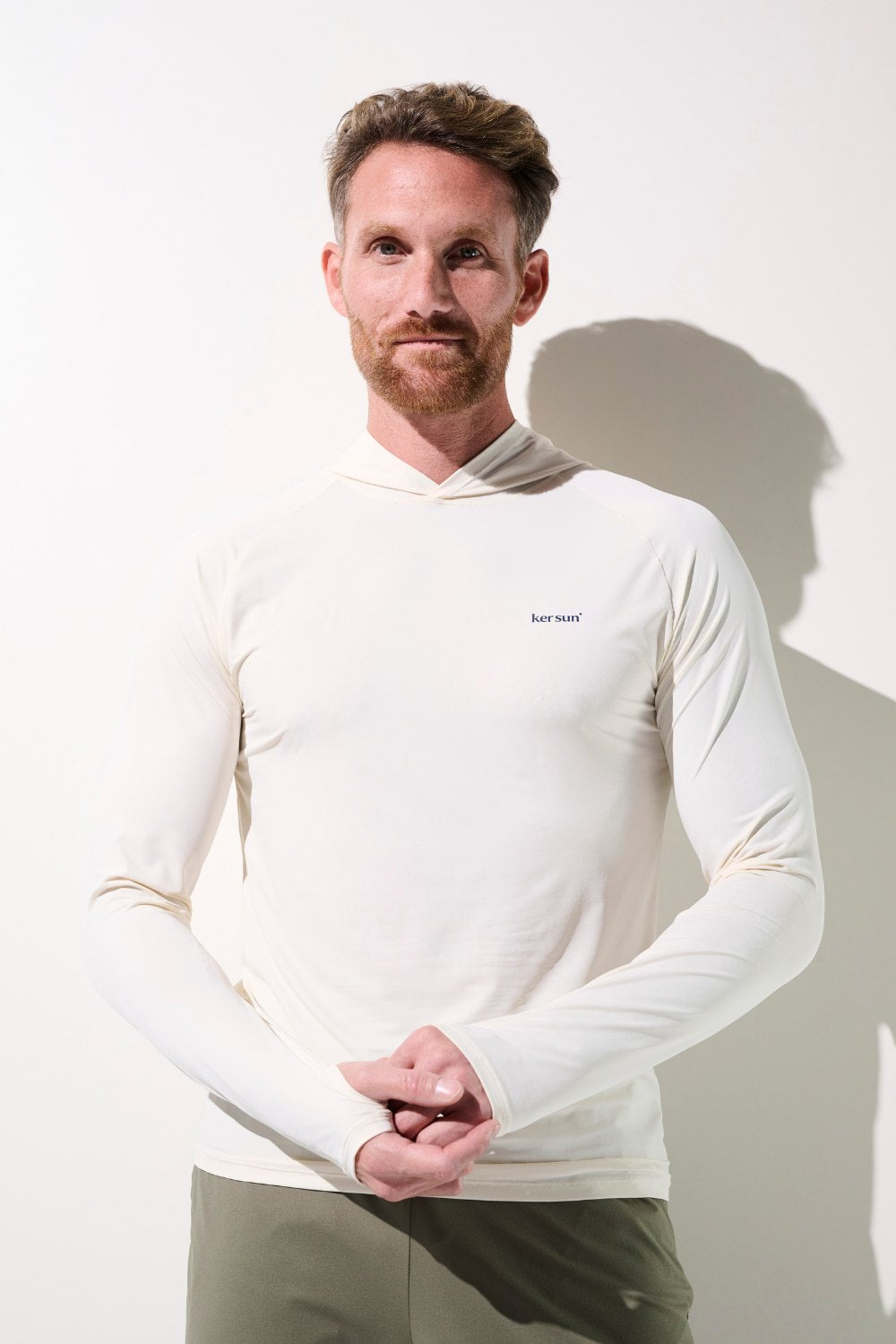 Camiseta de protección solar con capucha – Oasis