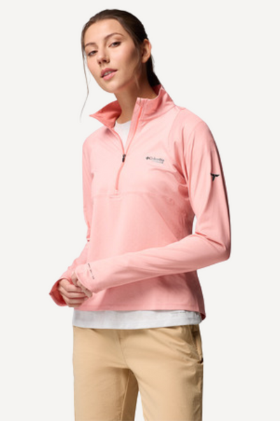 Haut anti-UV rose pour femme, léger et respirant, avec protection solaire UPF 50+ pour activités en extérieur.