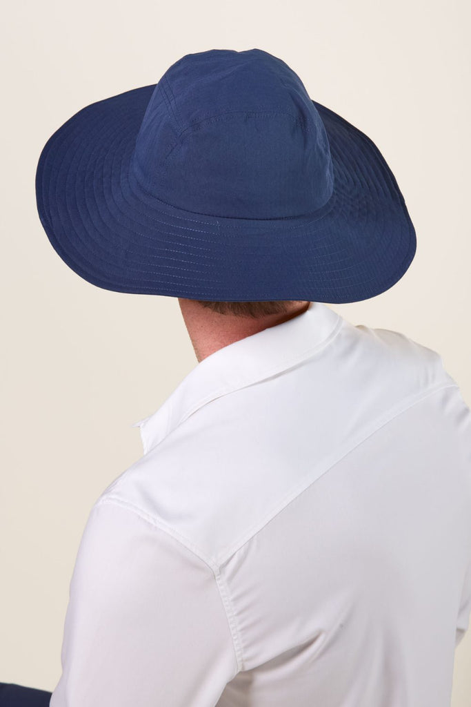 Chapeau anti-UV homme à bord moyen - Bleu Océan - Nuvées - KER SUN