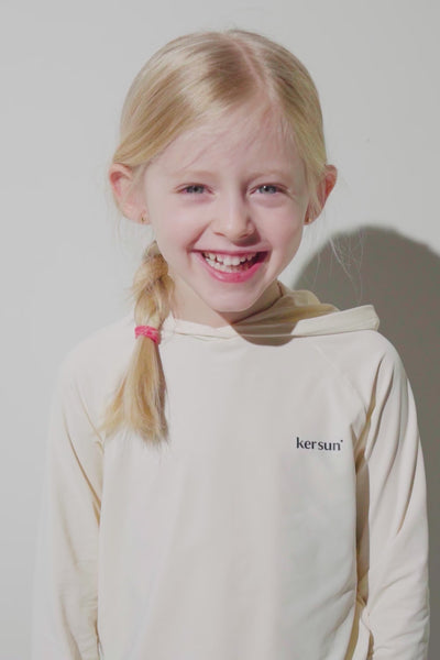 Camiseta con capucha y protección solar de Oasis